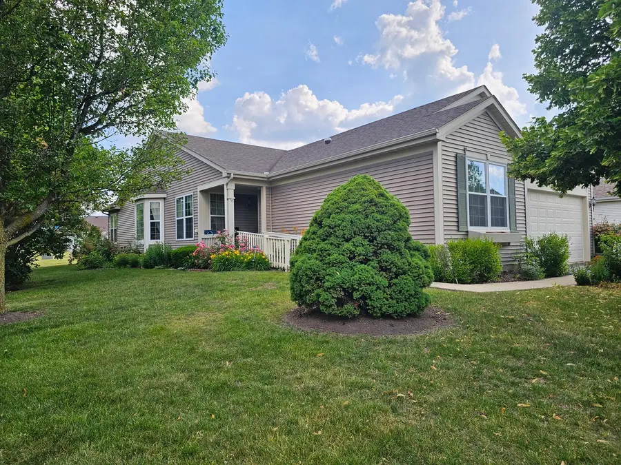 21201 Lily Lake Lane, Crest Hill, IL 60403 - Image #2