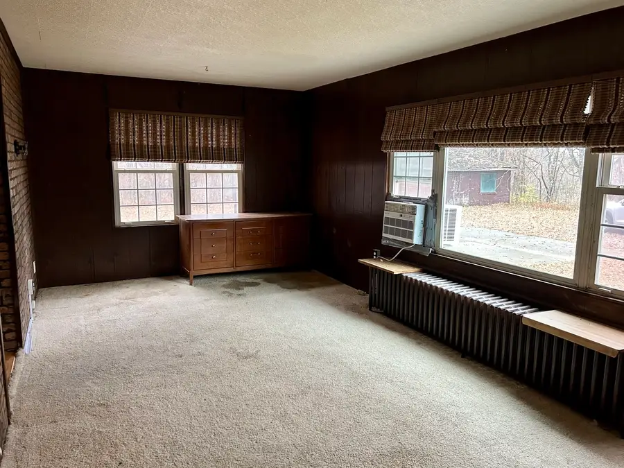 230 E Porter Street, Oglesby, IL 61348 - Image #2