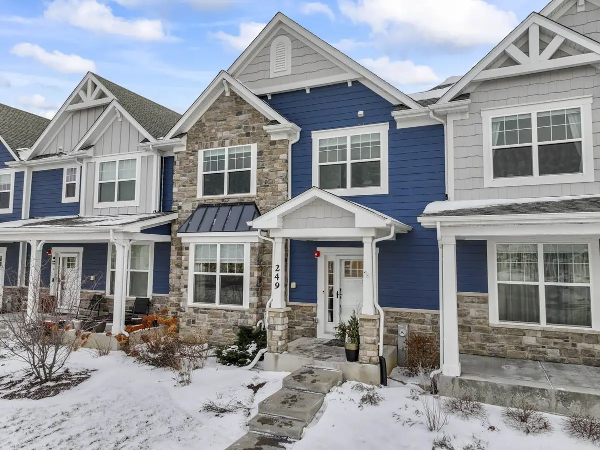 249 Hoffmann Drive, Buffalo Grove, IL 60089 - Image #1