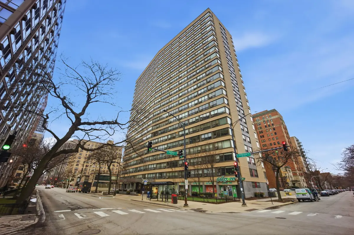 2930 N Sheridan Road #1912, Chicago, IL 60657 - Image #1