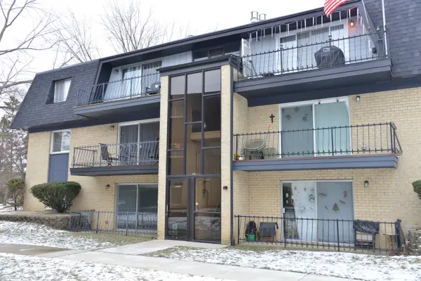 Address Withheld By Seller, Palos Hills, IL 60465