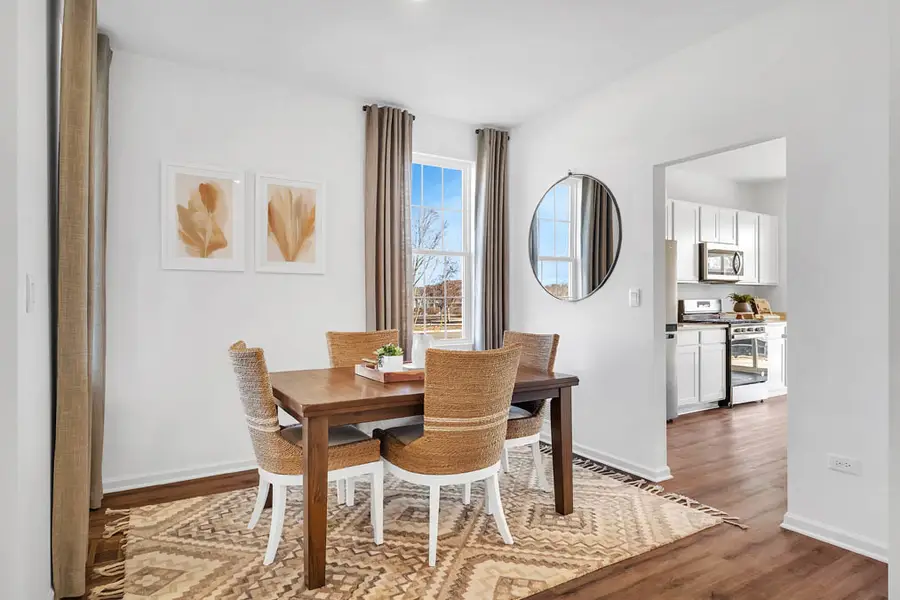 266 Charlestowne Lakes Drive, Saint Charles, IL 60174 - Image #3