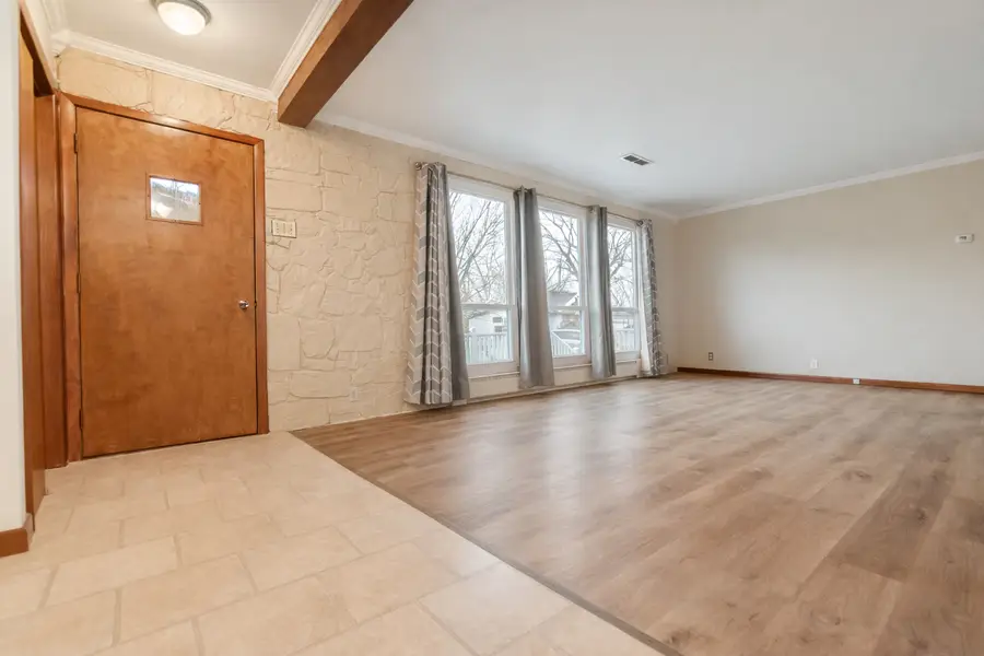 219 Willett Avenue, Dixon, IL 61021 - Image #2