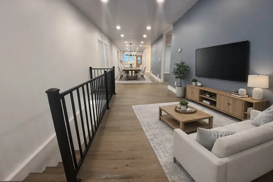 8420 S Carpenter Street, Chicago, IL 60620 - #2