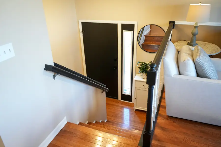 647 Johnson Avenue, Frankfort, IL 60423 - Image #2