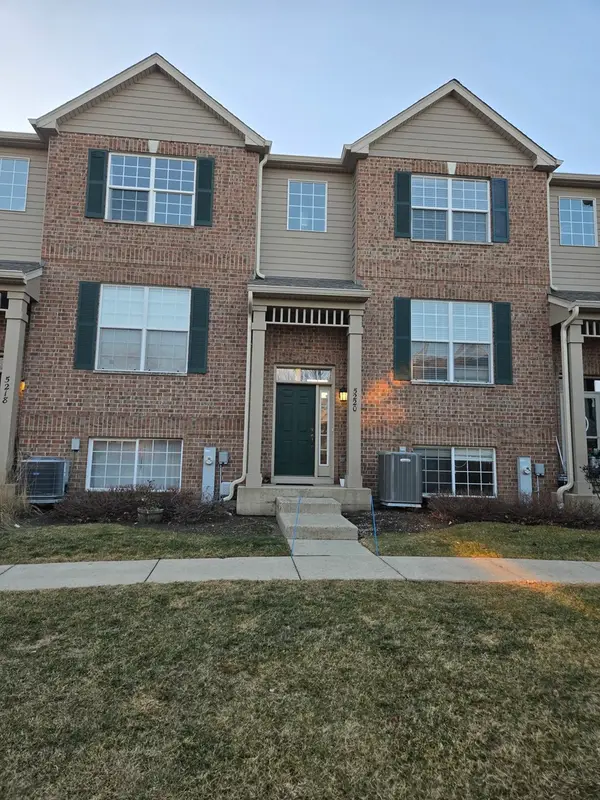 5220 Cobblers Crossing, McHenry, IL 60050
