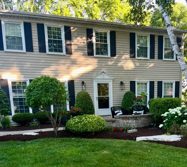 309 Carriage Hill Road, Naperville, IL 60565