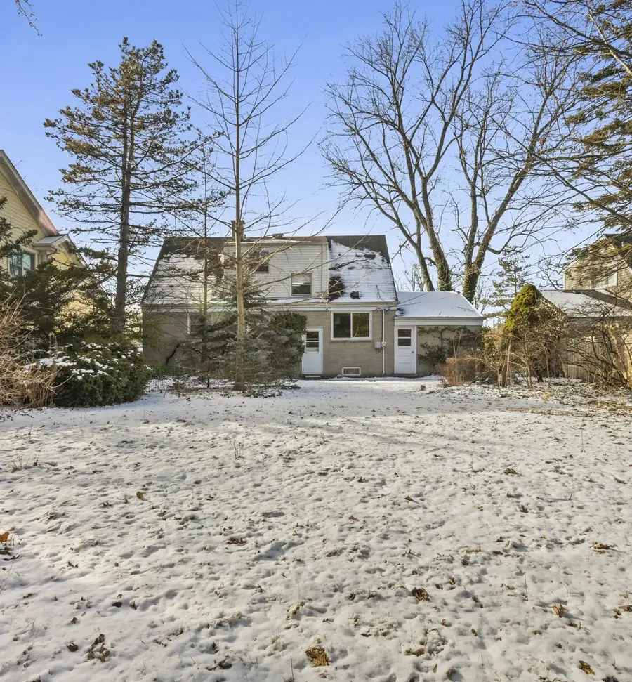 1021 Cedar Lane, Northbrook, IL 60062 - Image #2