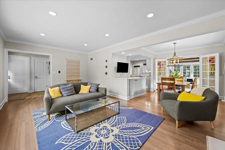 416 Pine Manor Drive, Wilmette, IL 60091 - Image #3