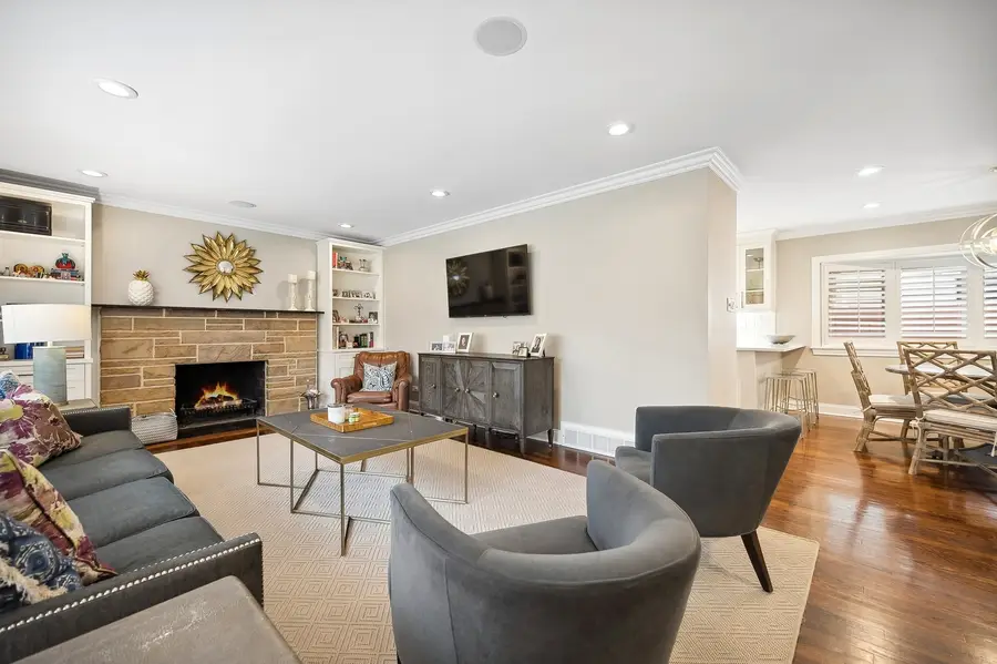 824 Echo Lane, Glenview, IL 60025 - #3