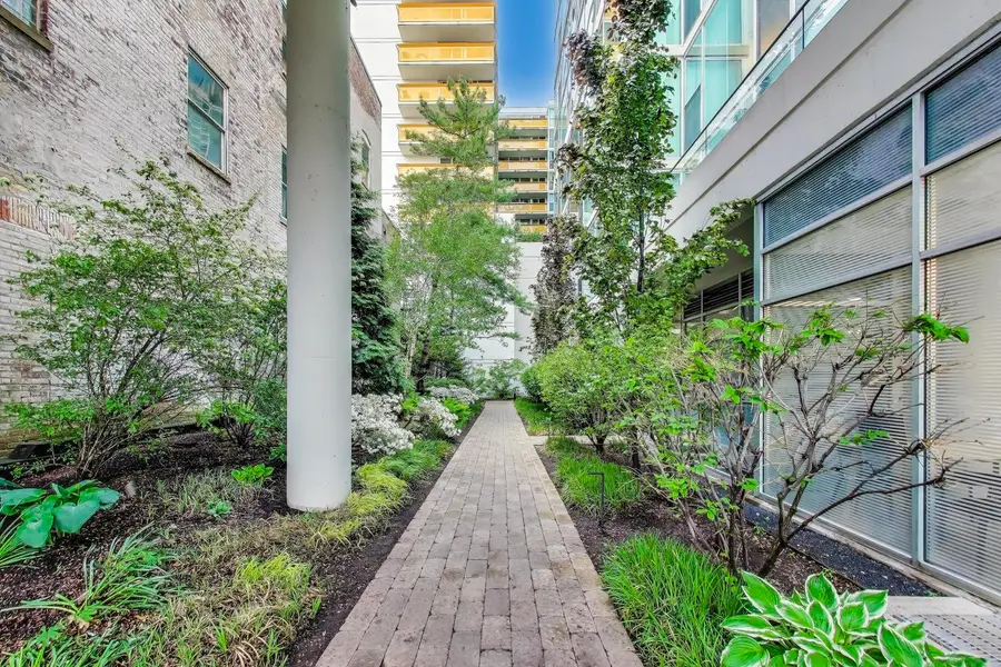 Address Withheld By Seller, Evanston, IL 60201 - Image #3