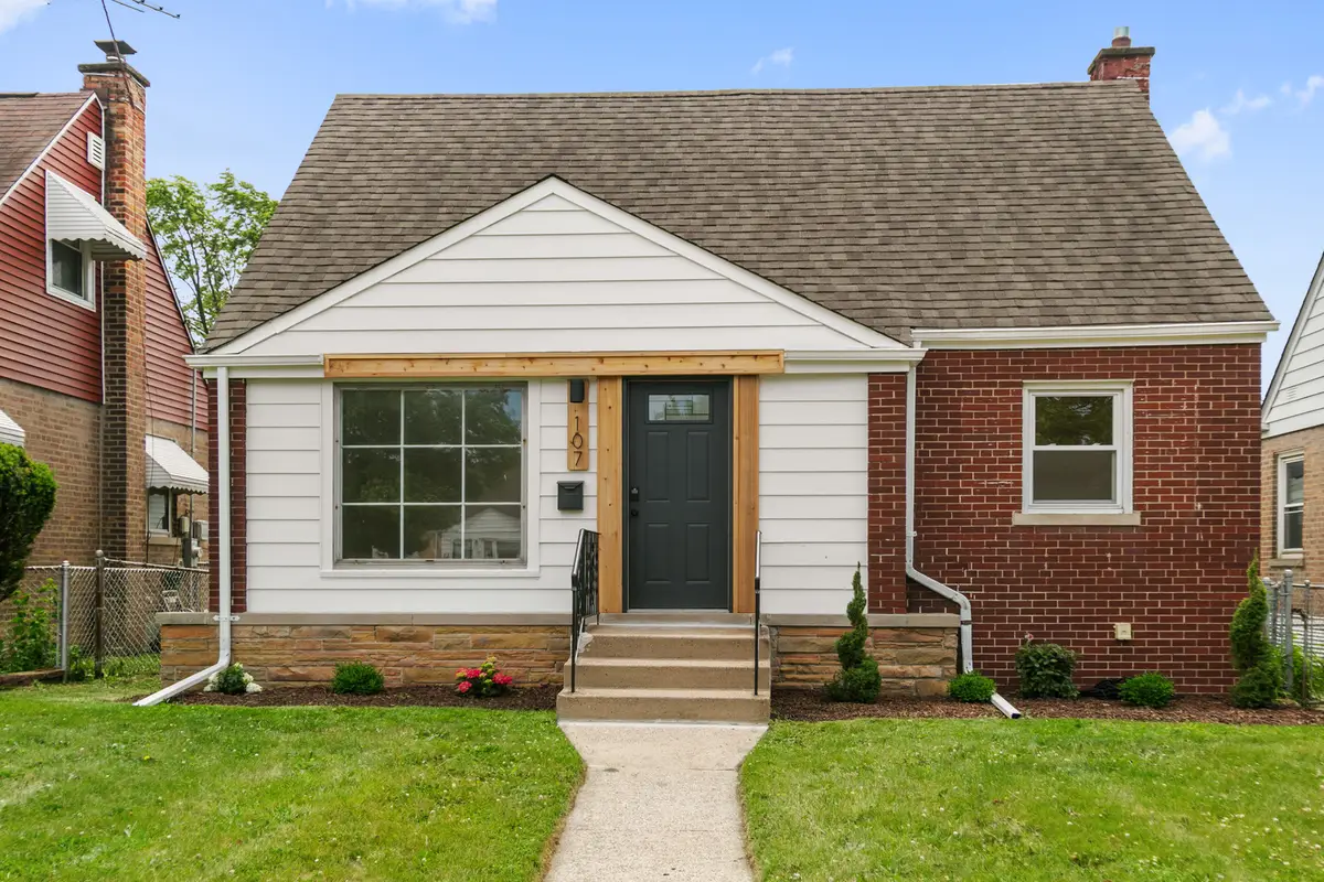 107 163rd Street, Calumet City, IL 60409 - #1