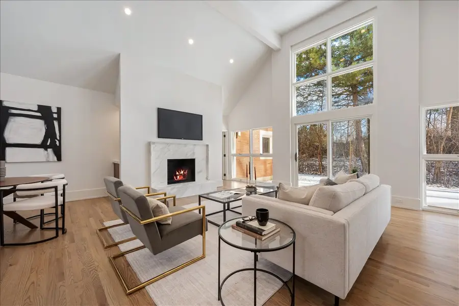 689 Crofton Avenue S, Highland Park, IL 60035 - #2