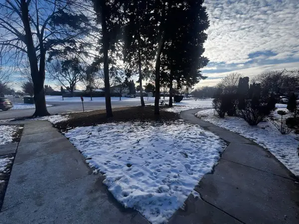 2300 Old Tavern Road #205, Lisle, IL 60532