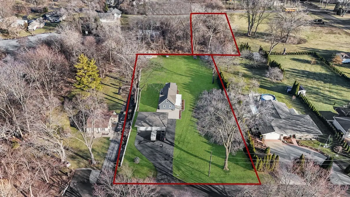 6N221 Virginia Road, Roselle, IL 60172 - Image #1