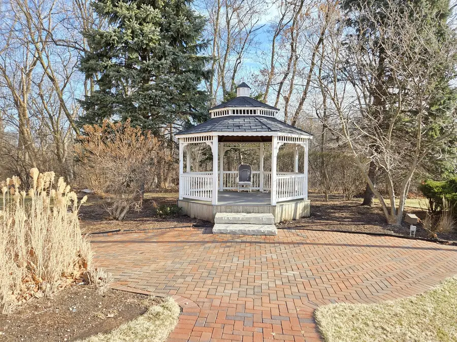 6815 N Milwaukee Avenue #210, Niles, IL 60714 - Image #2