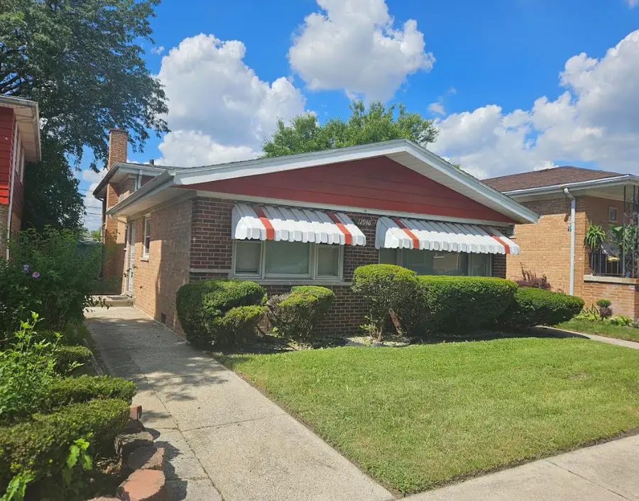 12946 S Carpenter Street, Calumet Park, IL 60827 - Image #2