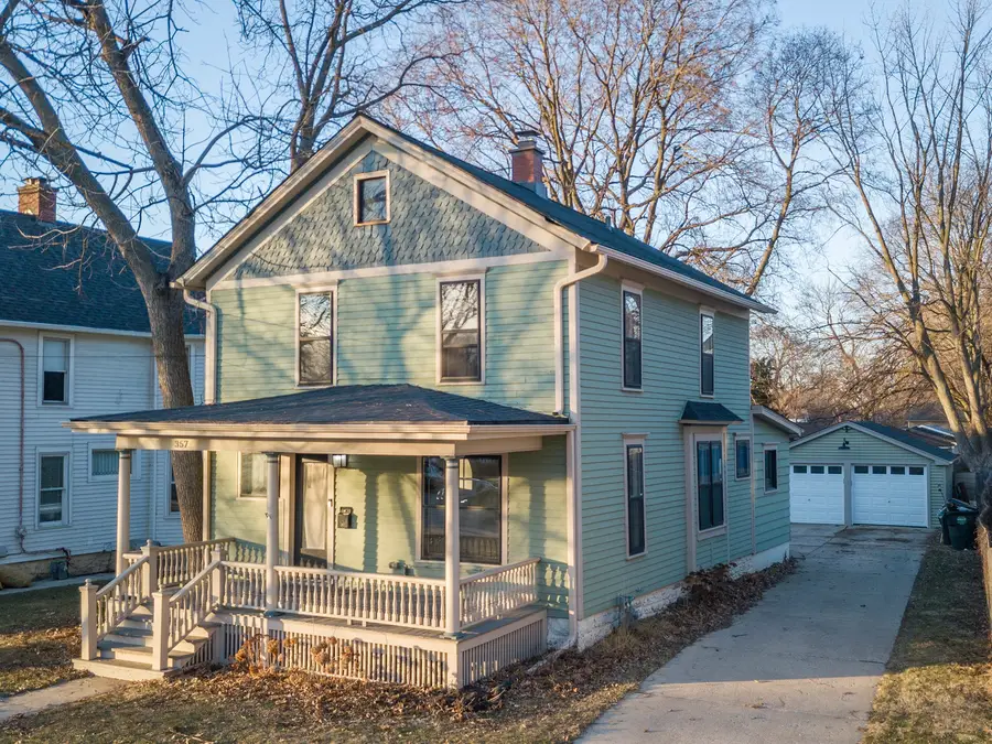 357 W Park Avenue, Aurora, IL 60506 - Image #2