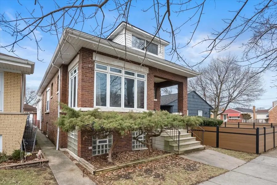 10704 S Albany Avenue, Chicago, IL 60655 - Image #2