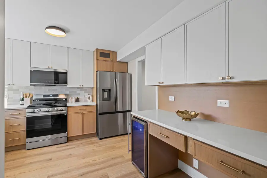 7906 W Lawrence Avenue #F, Norridge, IL 60706 - Image #3