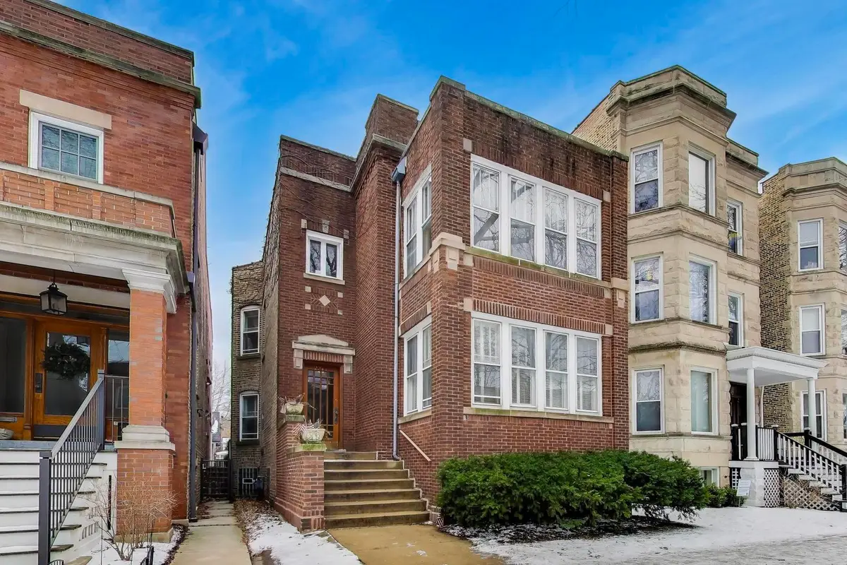 2245 W Giddings Street, Chicago, IL 60625 - #1