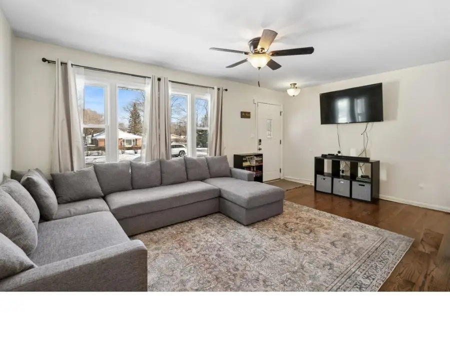 1234 Fulton Avenue, Winthrop Harbor, IL 60096 - #2