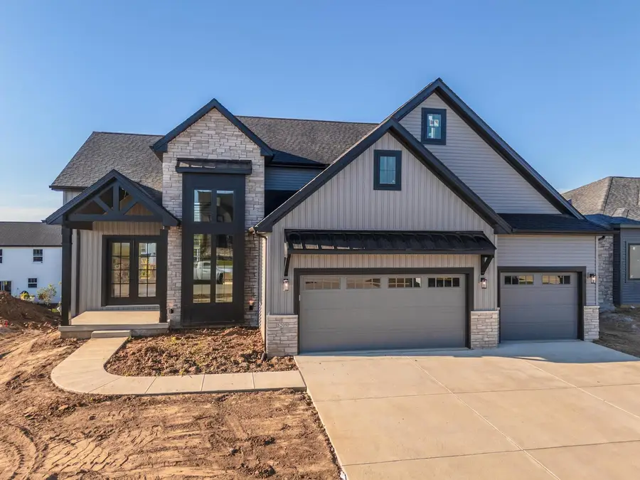 5215 Castlebar Drive, Bloomington, IL 61705 - Image #2