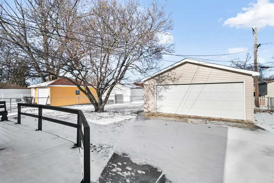 752 E 164th Street, South Holland, IL 60473 - Image #2