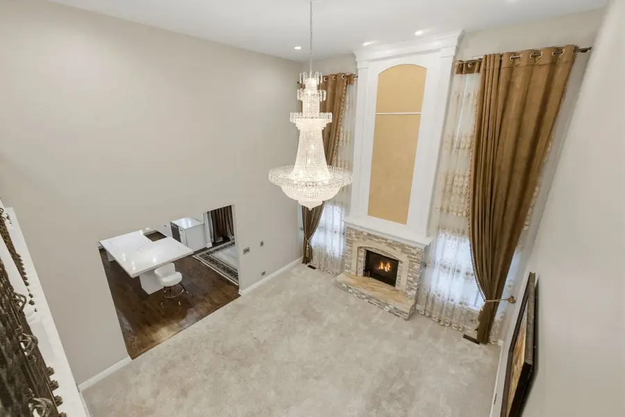 Address Withheld By Seller, Elgin, IL 60124 - Image #3