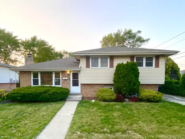 112 E 160th Place, South Holland, IL 60473