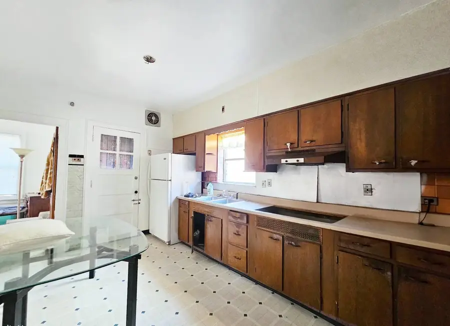 7949 S Rhodes Avenue, Chicago, IL 60619 - Image #3