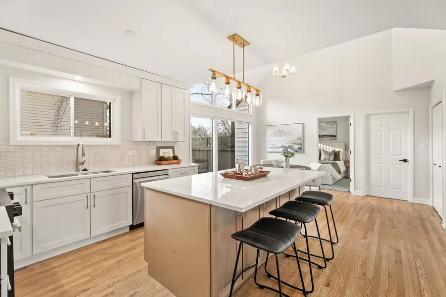 2817 Modaff Road, Naperville, IL 60565 - Image #2