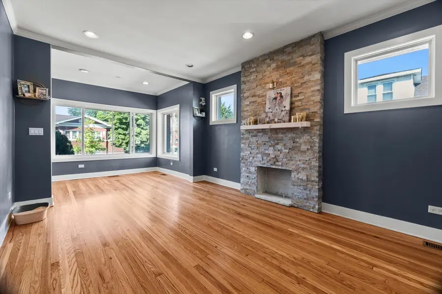 7937 S Luella Avenue, Chicago, IL 60617 - Image #3