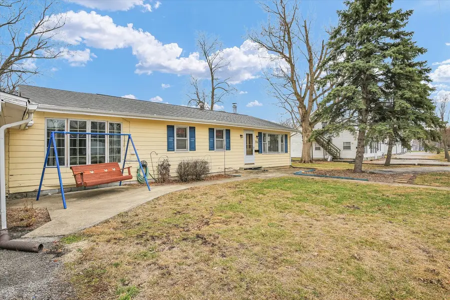 716 N Seymour Street, Sullivan, IL 61951 - Image #2