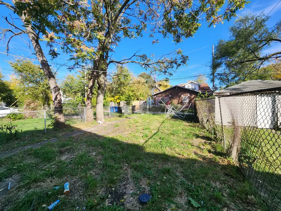 10623 S Perry Avenue, Chicago, IL 60628 - Image #3