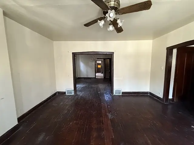 1134 N Leclaire Avenue, Chicago, IL 60651 - Image #3