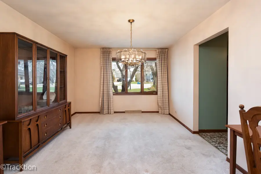 249 Surrey Road, Bartlett, IL 60103 - #3