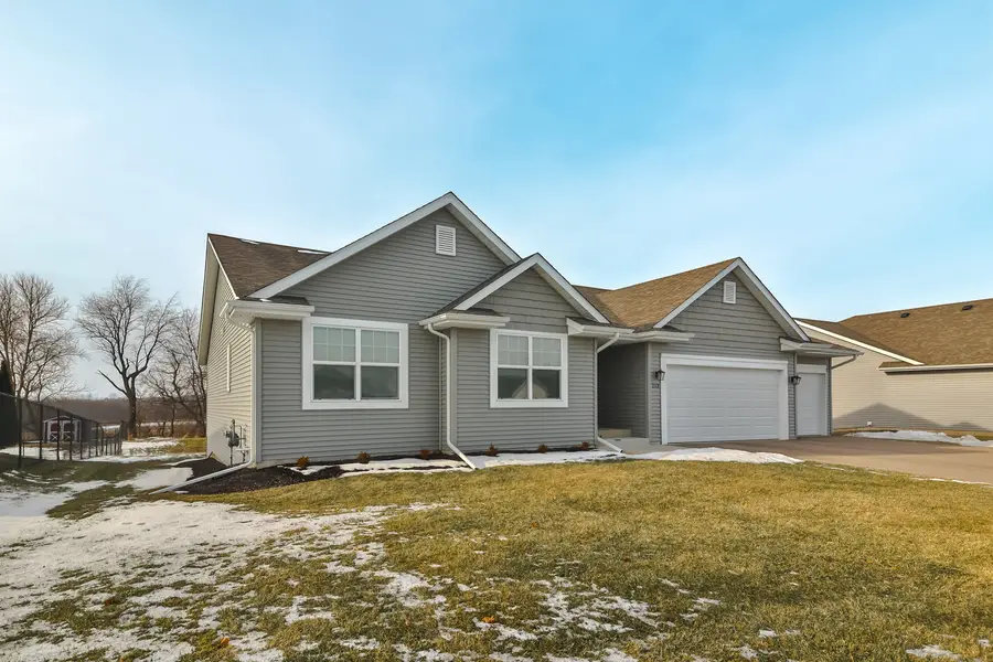 213 English Oak Lane, Poplar Grove, IL 61065 - Image #2