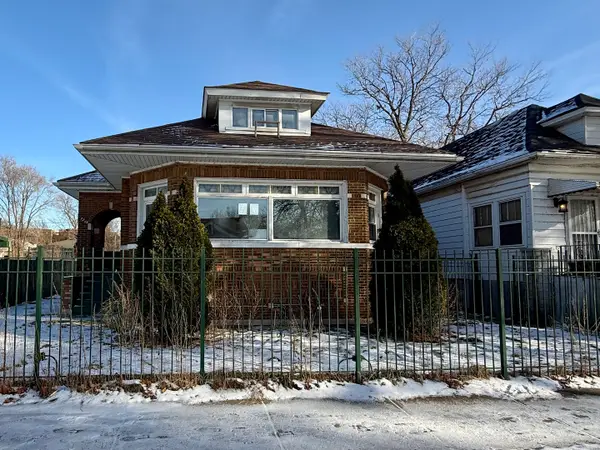 7741 S Oglesby Avenue, Chicago, IL 60649