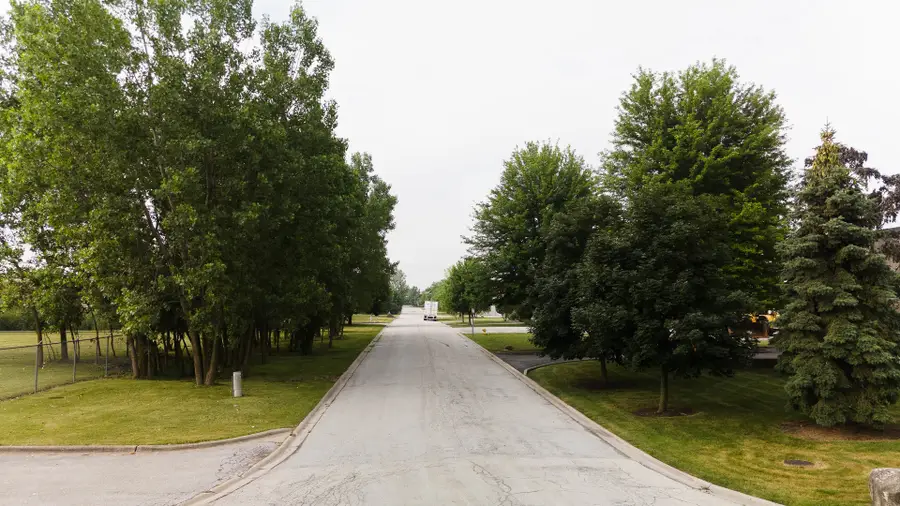 16230 S 107th Avenue, Orland Park, IL 60467 - Image #2