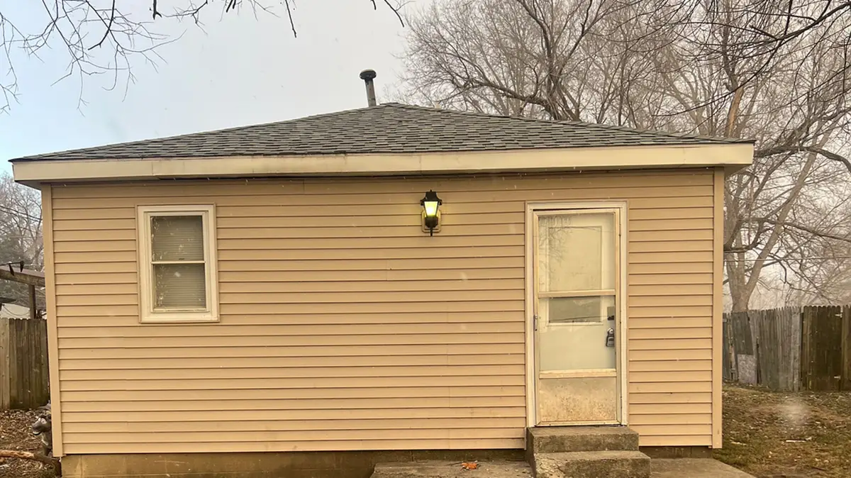 708 N Madison Street, Lincoln, IL 62656 - Image #1