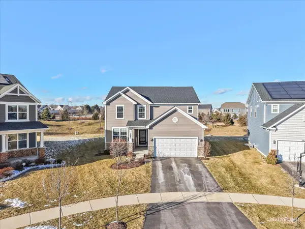 3847 Gold Cup Lane, Naperville, IL 60564