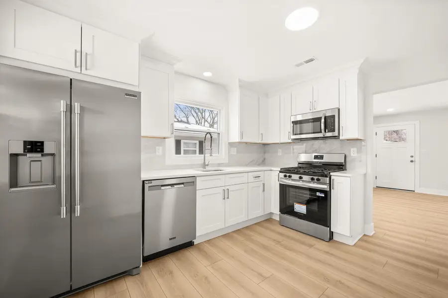 400 Kishwaukee Drive, Sycamore, IL 60178 - #3