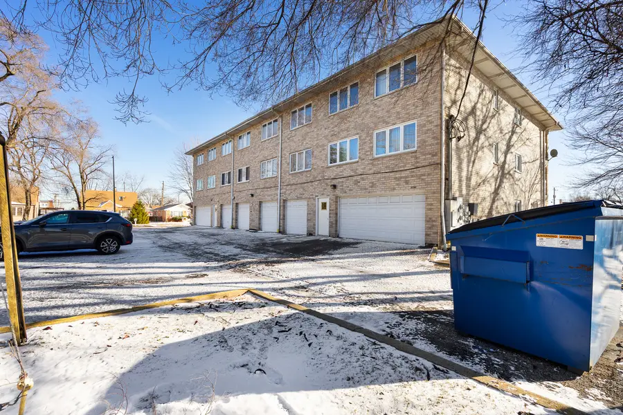 5242 W 79th Street #3D, Burbank, IL 60459 - Image #2