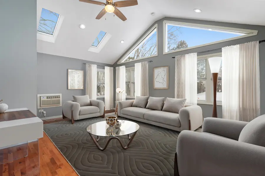 7816 Dorchester Lane, Darien, IL 60561 - Image #2