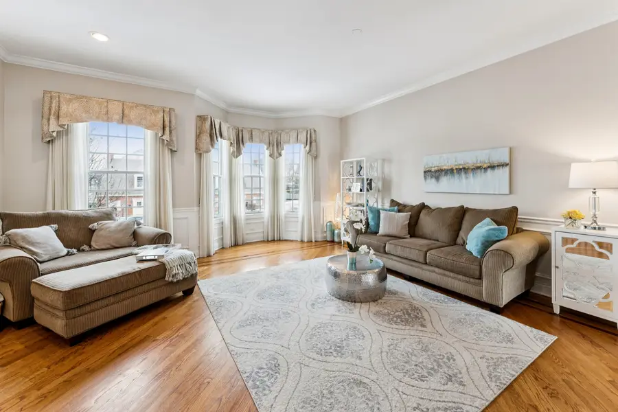 5 Illinois Avenue, Schaumburg, IL 60193 - #2