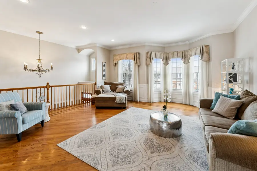 5 Illinois Avenue, Schaumburg, IL 60193 - #3