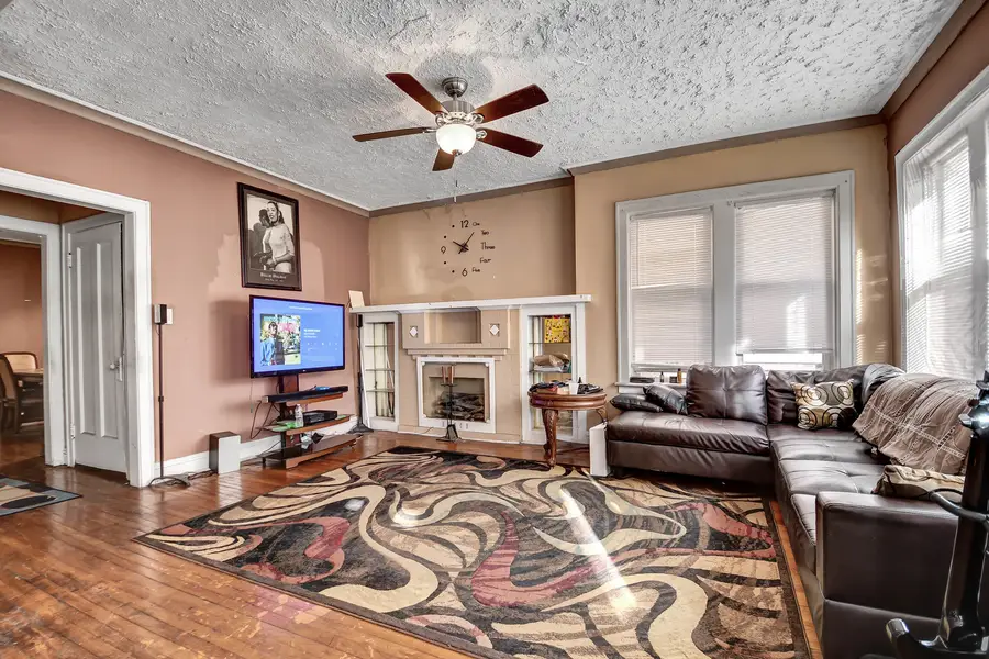8212 S Bishop Street, Chicago, IL 60620 - Image #2