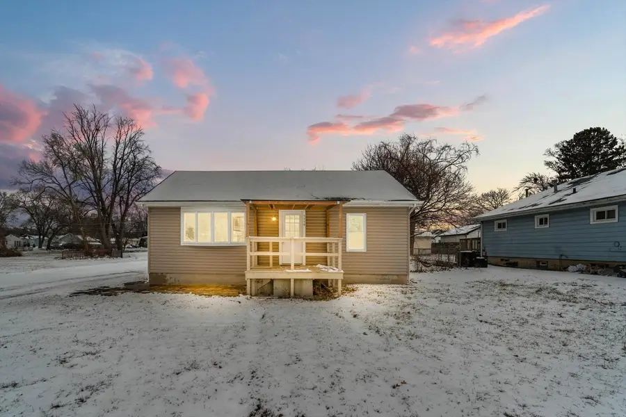 1146 S Union Street, Aurora, IL 60505 - Image #2