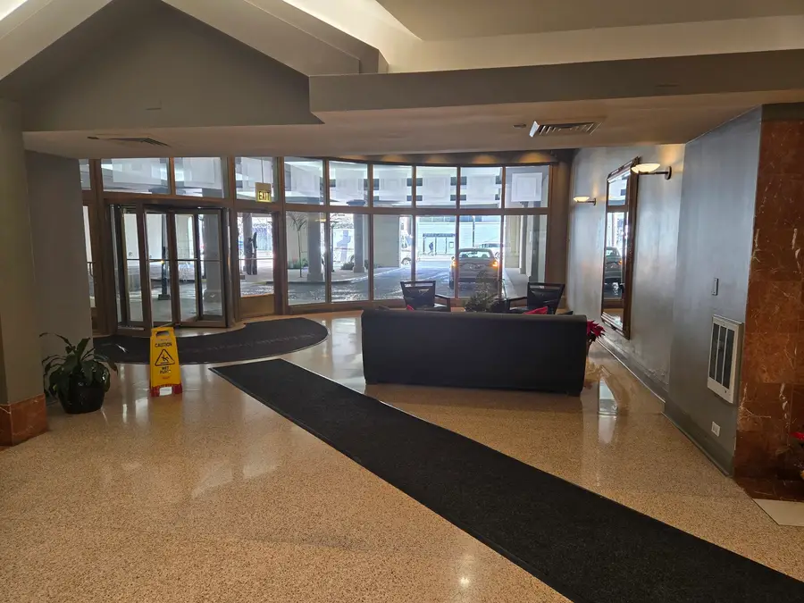 1212 N Lasalle Street #1904, Chicago, IL 60610 - Image #3